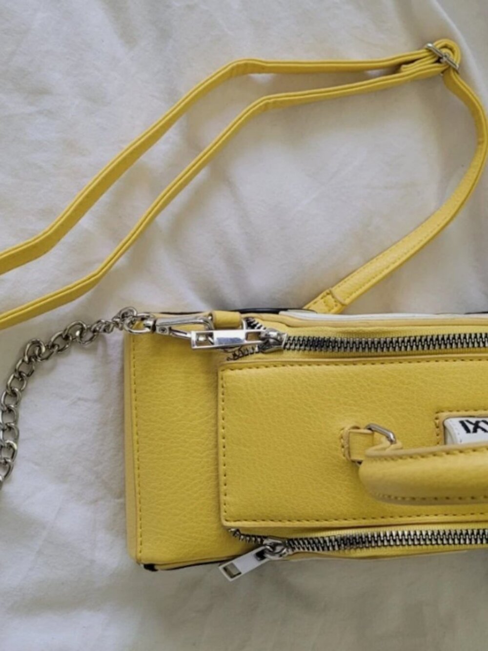 NY Taxi Cute Yellow Hand Bag with Shoulder Bag Strap YELLOW TAXI Excellent - Picture 7 of 10